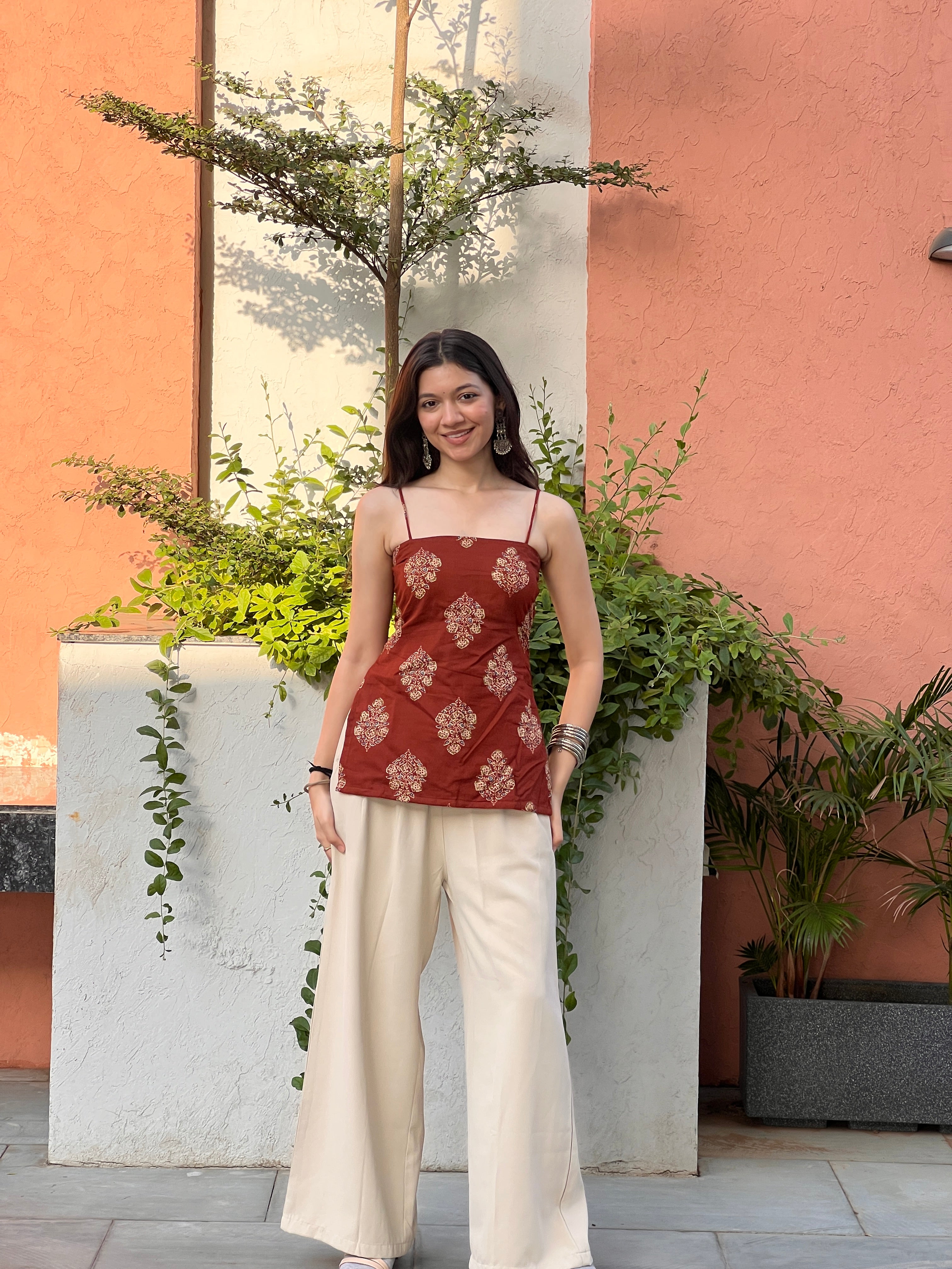 Aarzoo Noodel Strep Backless kurti