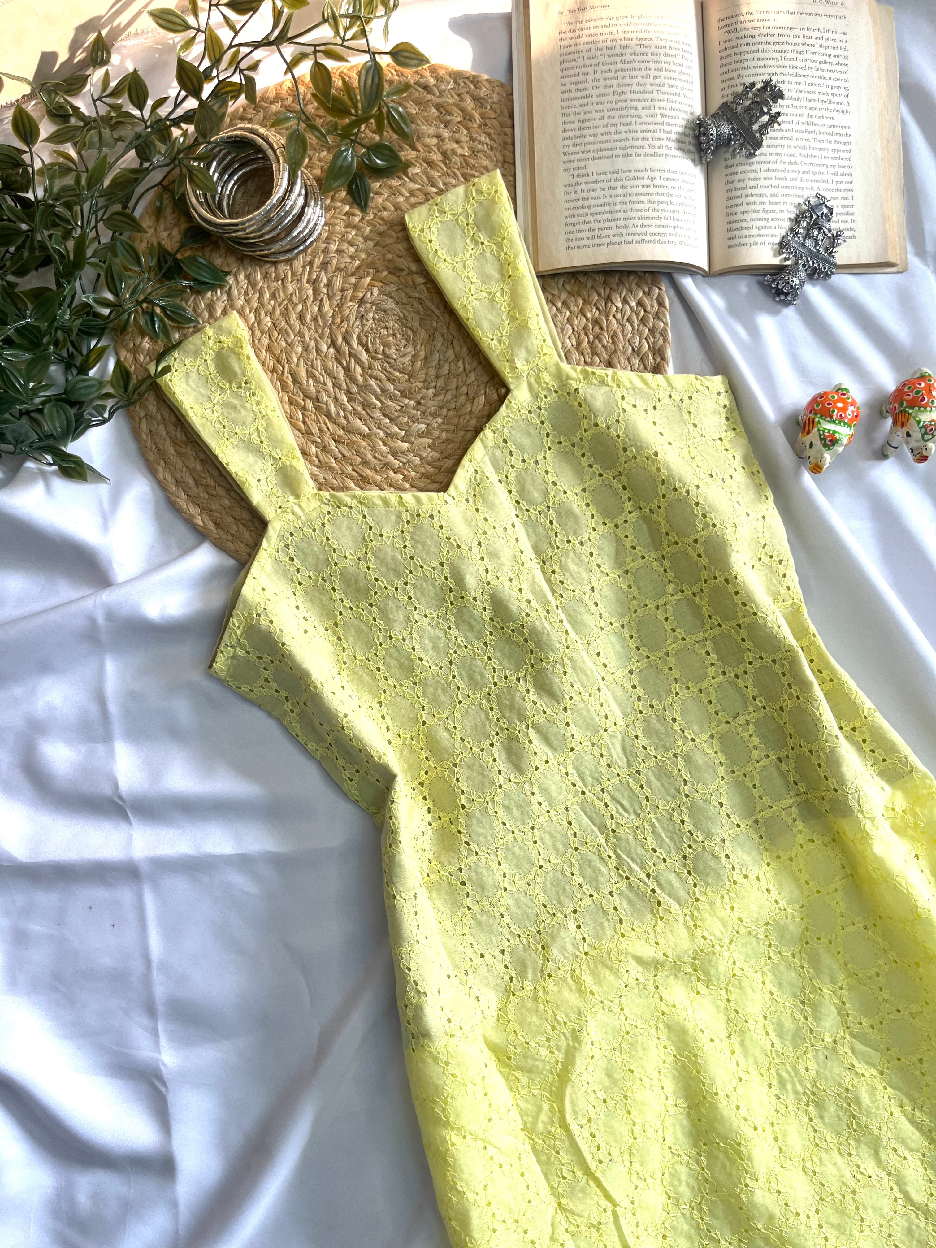 Sandhya kurti
