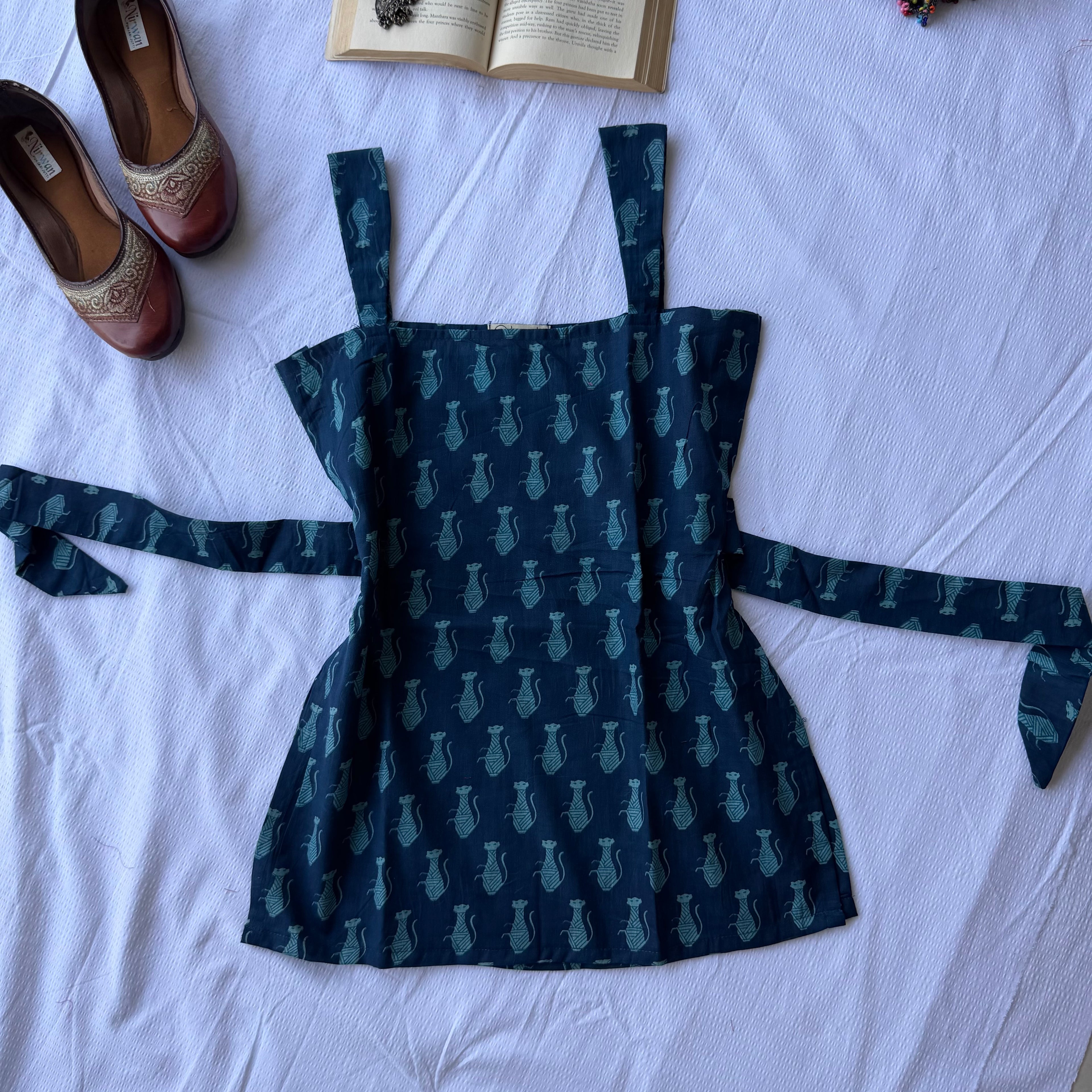 Blue Cat Top