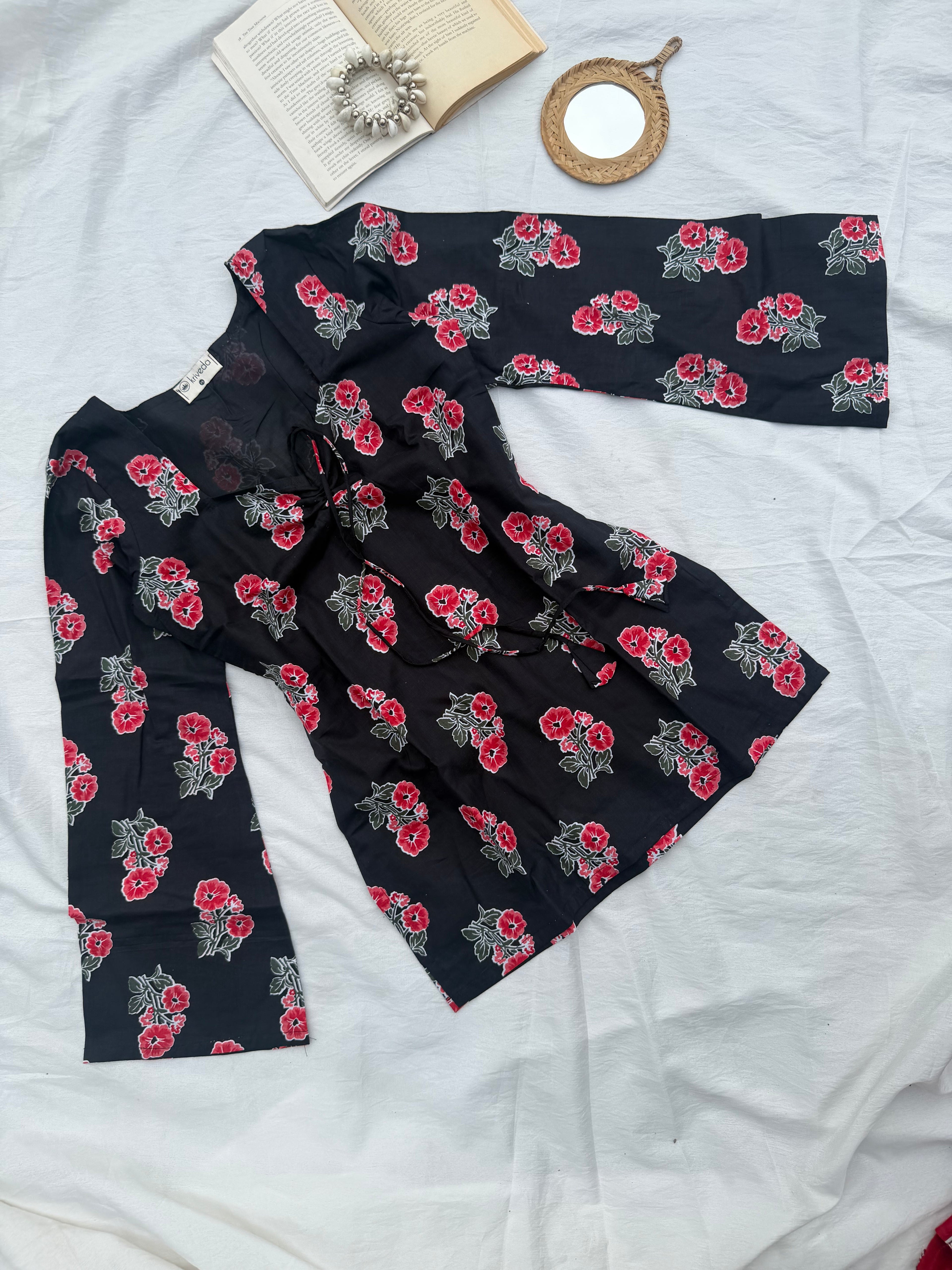 Hetvi Bell Sleeves Kurti