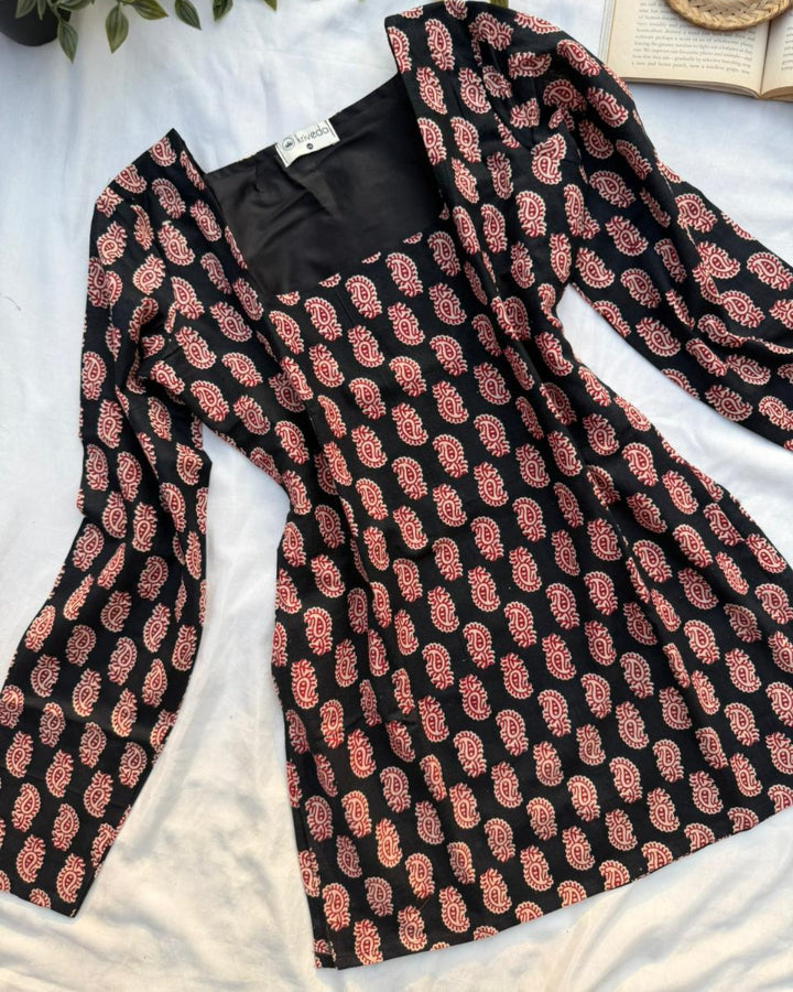 Arika Full Sleeve Kurti