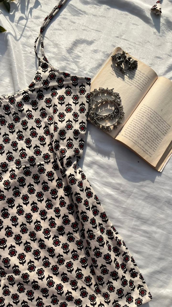 Maitri Kurti